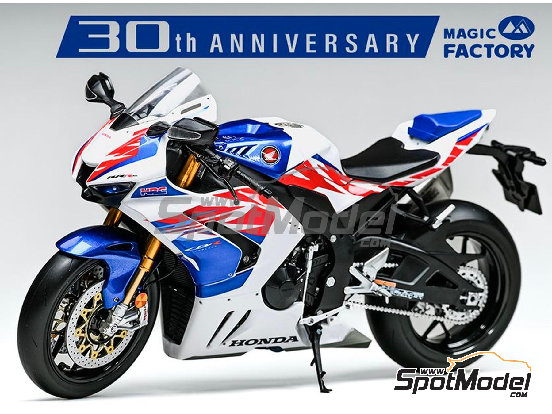 Magic Factory 1401: Motorbike scale model kit 1/9 scale